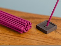 Японское благовоние KAY Wisteria (Глициния), 40 штук, подставка Японское благовоние KAY Wisteria (Глициния), 40 штук, подставка