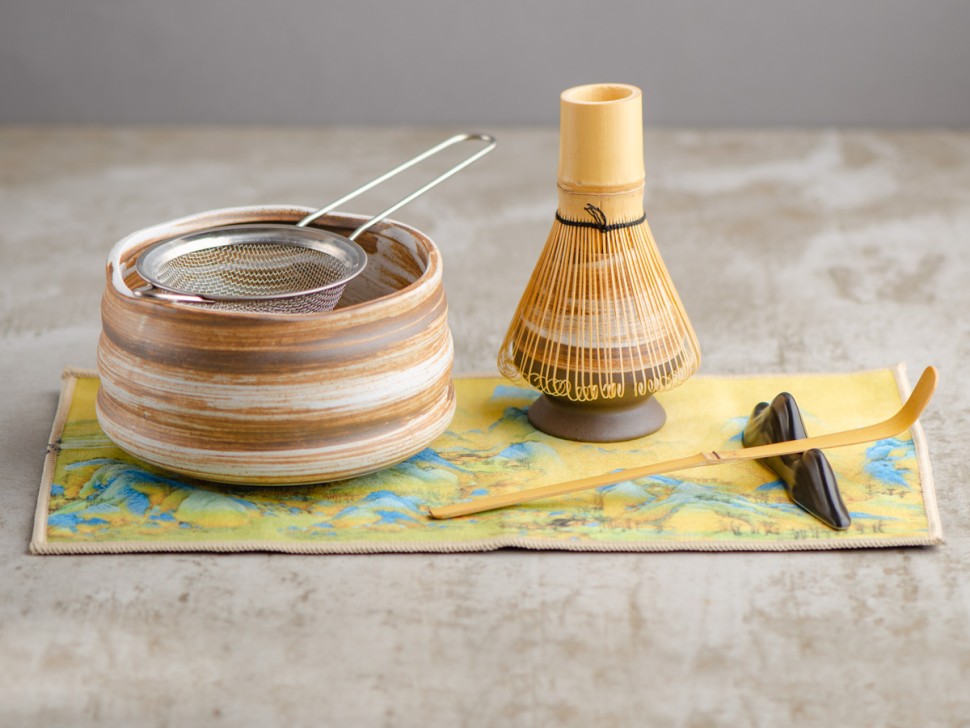 Набор посуды для маття #48, 550 мл., тяван керамика, глазурь, часен, тясаку, подставка для часена, полотенце, ситечко, подставка для тясаку.