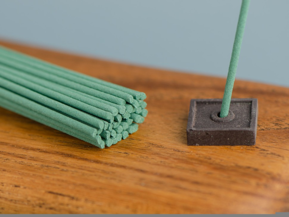 Японское благовоние KAY Jasmine (Жасмин), 40 штук, подставка