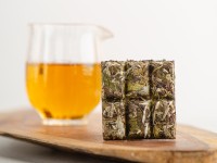 Бай Му Дань ("Белый Пион" прессованный в плитке), "ААА", 30 г, 2021 г.