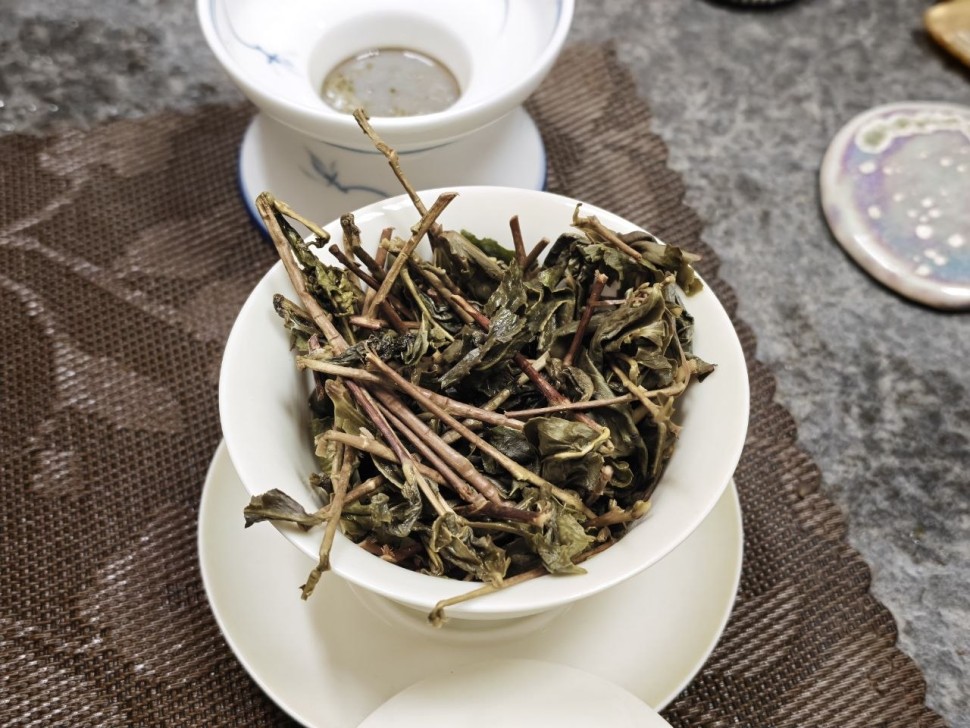 Чжэн Шань Цун Мао Ча Те Гуань Инь, осень 2025 г.