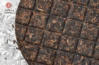 Шу пуэр "Круглая Шоколадка" (Бан Чжан Гу Шу), 2006г., 180г. Шу пуэр "Круглая Шоколадка" (Бан Чжан Гу Шу), 2006г., 180г.