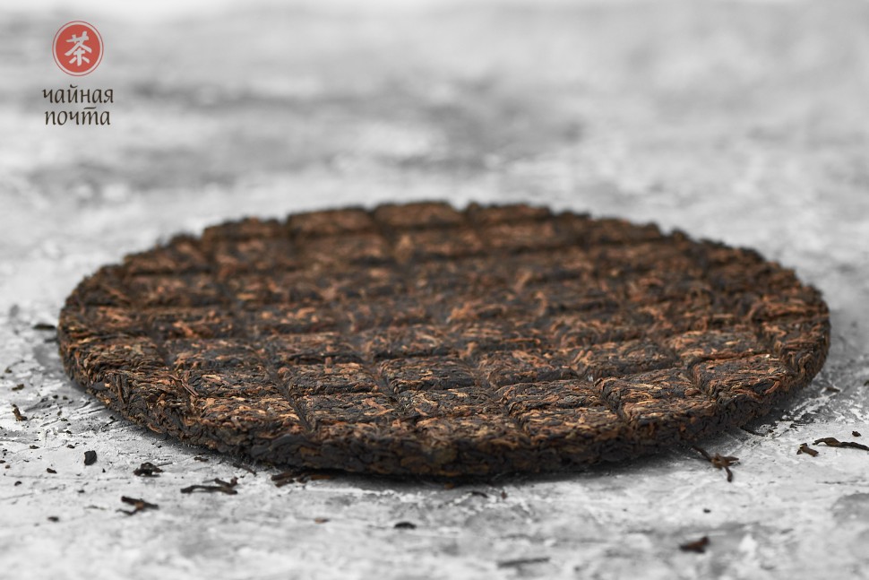 Шу пуэр "Круглая Шоколадка" (Бан Чжан Гу Шу), 2006г., 180г.