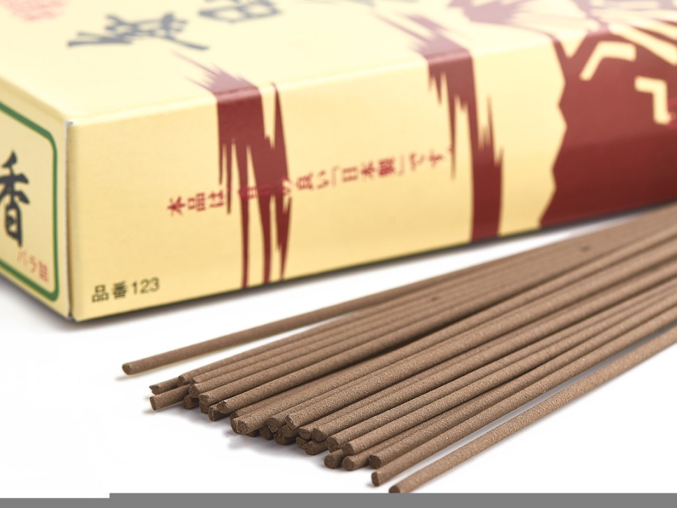 Японское благовоние Mainichkoh Kyara Delux (Агар), 300 штук