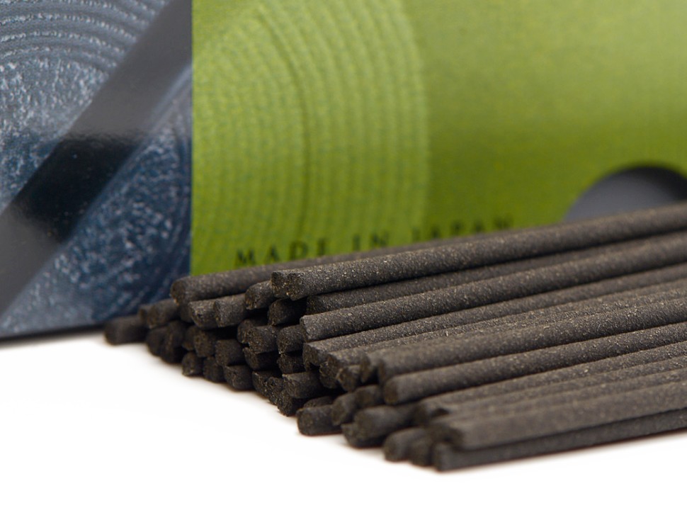 Японское благовоние Kaori Awase Green Tea ( Зеленый чай, уголь Бинчотан ), 170 штук