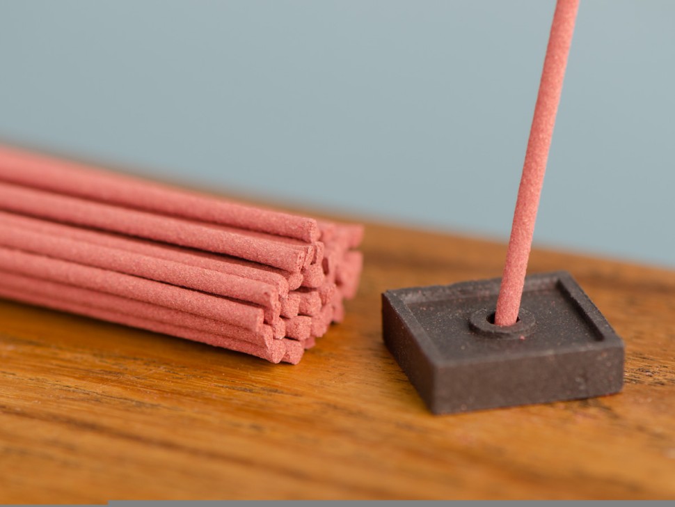 Японское благовоние KAY White Peach (Белый Персик), 40 штук, подставка