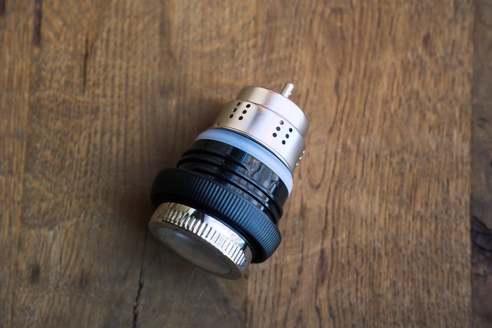 Термос с ремнем и термометром #85, 600 мл.