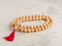 Четки #103, Ясень, 54 бусины 10мм