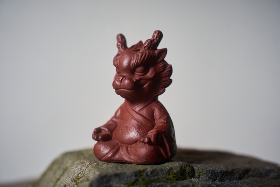 Фигурка #555, глина, 7,5 см.
