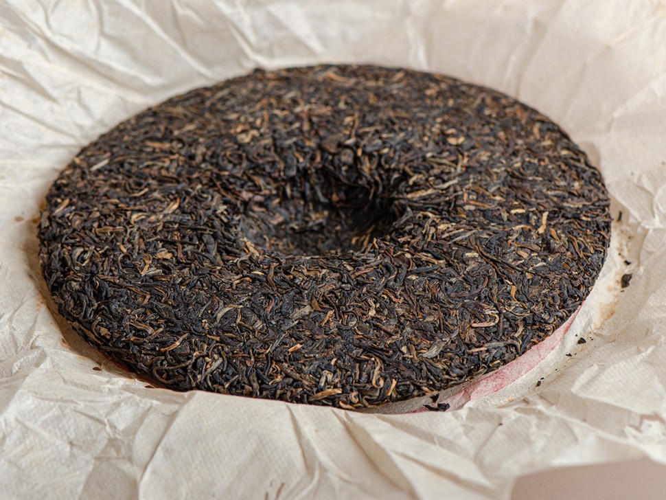 Шэн пуэр "Иу Чжэнь Цан", 357г., 2002 г.