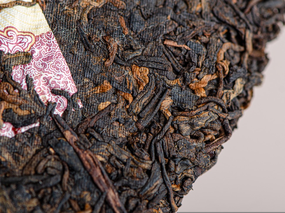 Шу пуэр "7692", ф-ка Да И, 357 г, 2020г.