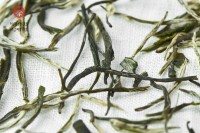 Ню Най Тан Синь Ян Мао Цзянь (Ворсистые Лезвия из Синь Ян с Молочным настоем) "ААА", весна 2026г. 