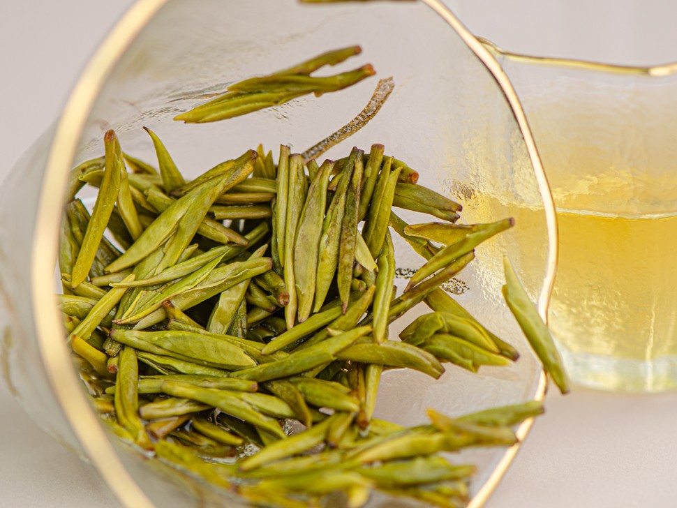 Мэн Дин Хуан Я "ААА" из заповедника (Желтые Почки из Мэн Дина), 2025 г.