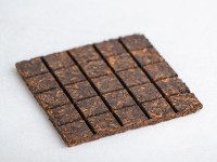 Шу кирпич Мэнку Му Е Чунь 2014г (100г) Шу кирпич Мэнку Му Е Чунь 2014г (100г)