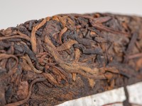Шу пуэр "Карамельный Павлин"(Кун Цюэ Шэнтай Гу Шу Бин), 2012г., 357г.