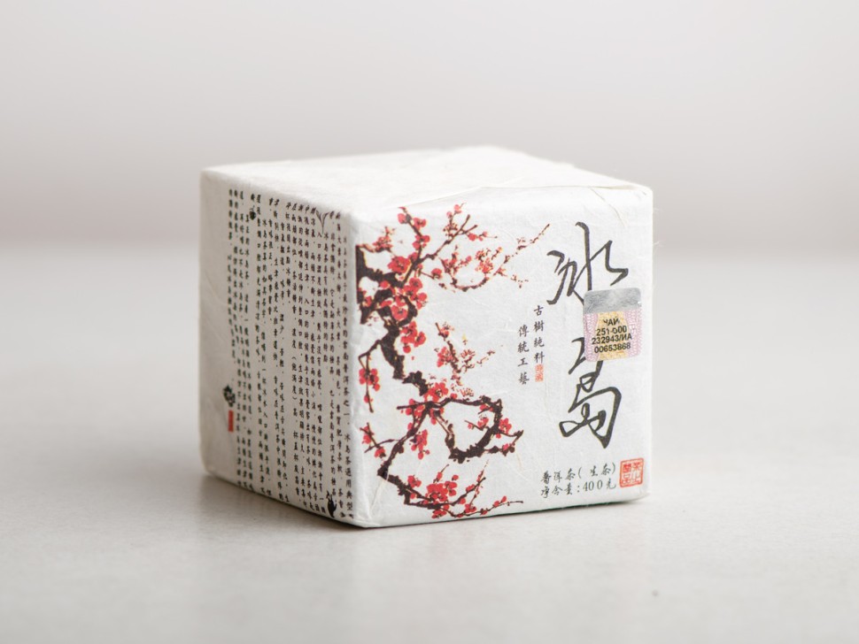 Шэн Пуэр "Шэн Шань" в форме куба, 2019 г., 400 г. (от господина Фэна)