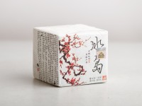 Шэн Пуэр "Шэн Шань" в форме куба, 2019 г., 400 г. (от господина Фэна)