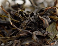 Да У Е Дань Цун (Одинокие Кусты с Большими Темными Листьями) "АА" Да У Е Дань Цун (Одинокие Кусты с Большими Темными Листьями) "АА"