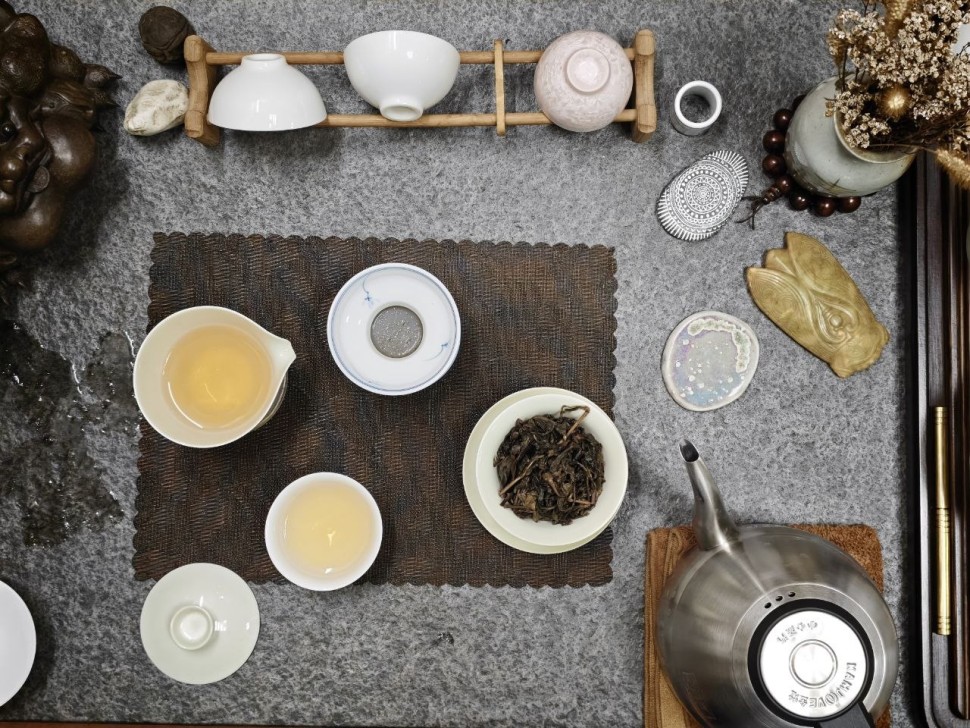 Лао Мао Ча Те Гуань Инь от мастера Чжана, деревня Чжен Шань, осень 2005 г.