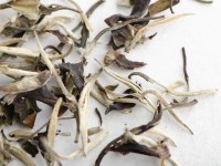 Юэ Гуан Бай "АА" (Белый Лунный Свет), весна 2025 г.