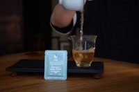 Шэн Пуэр из Линцана в плитке, серия "Чайные Марки", Чайная Почта, 7 г., 2025 г. Шэн Пуэр из Линцана в плитке, серия "Чайные Марки", Чайная Почта, 7 г., 2025 г.