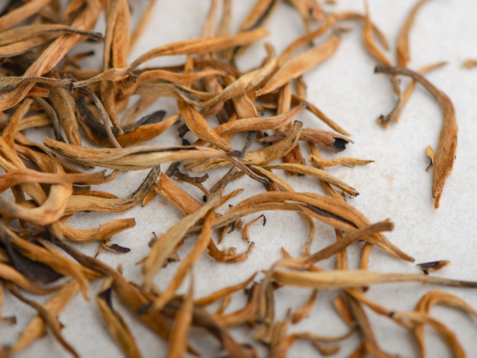 Дянь Хун Да Цзинь Я "ААА" (Большая Золотая Почка), 2025г.