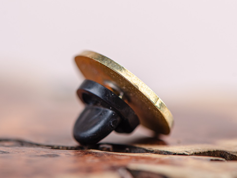 Значок-пин "Чайная Почта", латунь, 1,5 см., (черный)